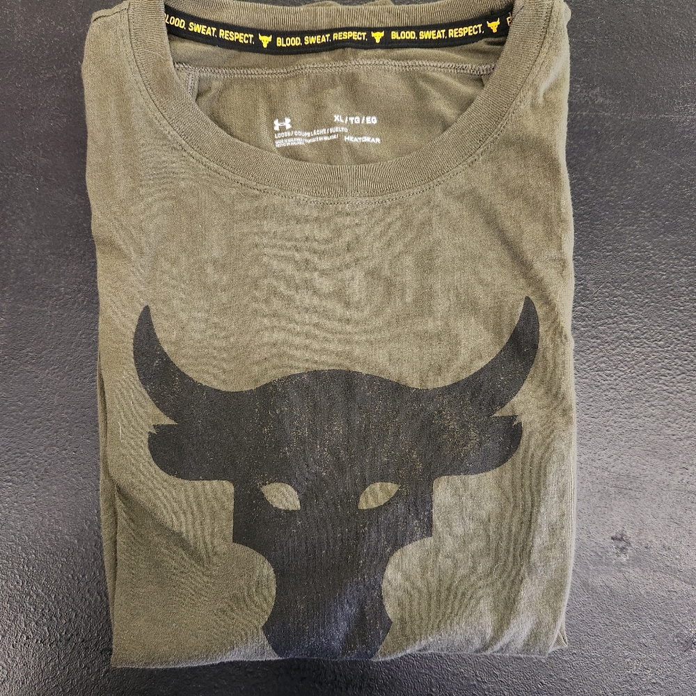 Xl womens under armour tank top